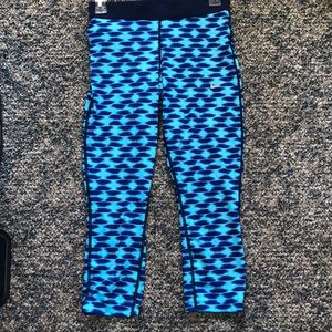 Nike Dri-Fit Printed Leggings Size Small
